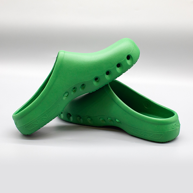 Best Comfortable Surgical Operation Room Shoes for Hospital Use