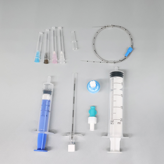 Disposable Sterile Anesthesia Epidural Kit with Epidural Needle