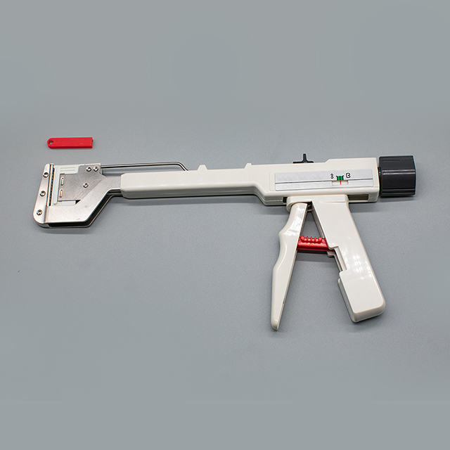 Disposable Linear Stapler with High Tensility Titanium Staplers