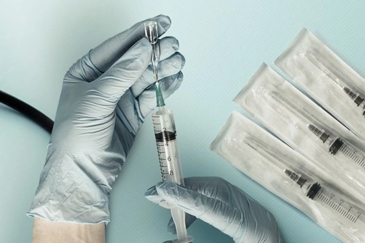 disposable syringe2.jpg
