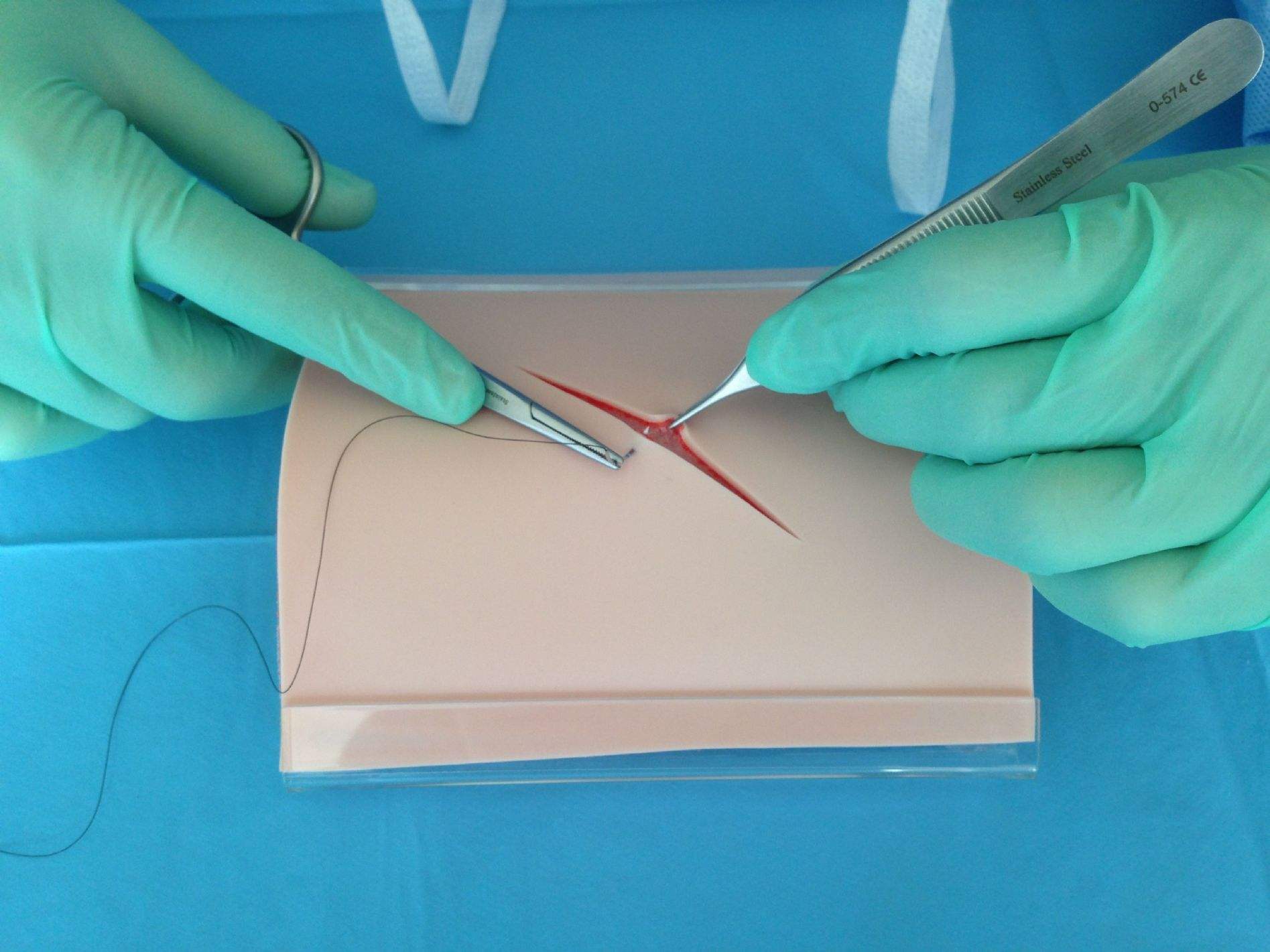 Disposable Surgical Suture Practice Kit Sterile Suture Kit