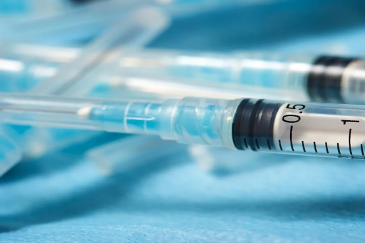 disposable syringe3.jpg